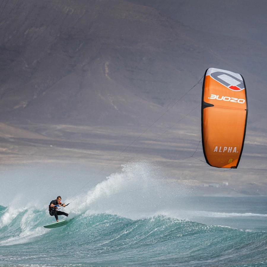 Ozone Alpha V2 Performance Single Strut Kite - Demo - 6M - 35% Off Discounts Apply ! 5 Ozone Alpha V2 Performance Single Strut Kite - Demo - 6M - 35% Off Discounts Apply ! - Image 3